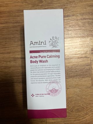 아미니 아크네 퓨어카밍 바디워시 500ml — 5점을 준 리뷰어가 2021년 6월 올린 사용 사진