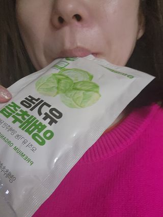 참앤들황토농원 국내산 유기농 양배추를 그대로 담은,  유기농 양배추즙  80ml X 30포 1박스 — 5점을 준 리뷰어가 2023년 4월 올린 사용 사진