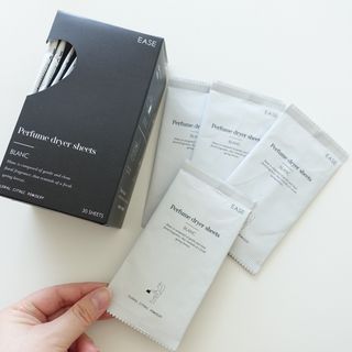 [이즈라이프코스메틱] 퍼퓸 드라이어 시트 히노끼향  or 블랑향 2중 택1 30매 — 5점을 준 리뷰어가 2021년 5월 올린 사용 사진