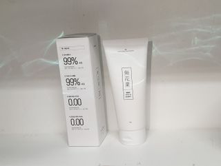 [베러오리진] 무화과 크리미 딥 폼 클렌저/피부 노폐물 & 미세먼지 99 세정 인증 민감성 피부 무자극 인증 — 5점을 준 리뷰어가 2021년 11월 올린 사용 사진