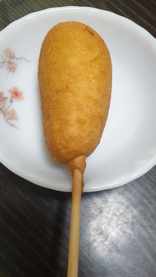 오마뎅 한우핫도그 — 5점을 준 리뷰어가 2021년 5월 올린 사용 사진