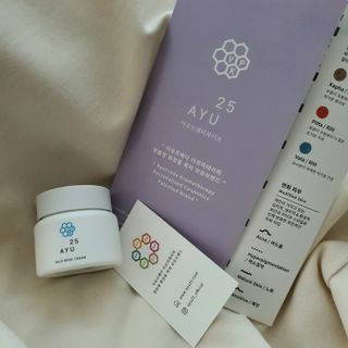 AYU25[아유트웬티파이브]다마스크로즈워터 베이스 천연 수분 촉촉 크림 — 4점을 준 리뷰어가 2021년 4월 올린 사용 사진