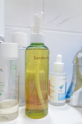스킨큐어 산다화 순한 클렌징 동백 오일 200ml — 5점을 준 리뷰어가 2023년 3월 올린 사용 사진