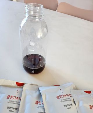 클린24시간 1BOX(5포) + 전용보틀(500ml) — 5점을 준 리뷰어가 2022년 12월 올린 사용 사진