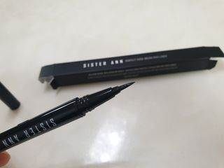 씨스터앤 퍼펙트 엣지 브러쉬 펜 라이너 2종 택 1 — 4점을 준 리뷰어가 2022년 2월 올린 사용 사진