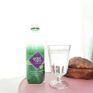 몽베스트 Montbest with Sparkling water Lime20병 — 5점을 준 리뷰어가 2022년 10월 올린 사용 사진