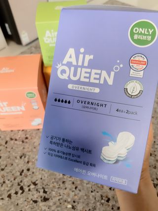 에어퀸 뉴브레스 유기농 생리대 4종 (팬티라이너 20P + 중형 10P + 대형 10P + 오버나이트 8P)_체험단 — 5점을 준 리뷰어가 2024년 5월 올린 사용 사진