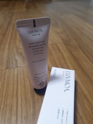 러브모아 향수 고체향수 승무원 고체향수 바르는 향수 니치향수 도손 우드세이지 앤 씨솔트 — 5점을 준 리뷰어가 2023년 1월 올린 사용 사진