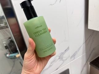 프리마인 메이크업과 들뜨는 각질까지 한방에 깐달걀로! 순하기까지한 셀베이스 그린티클렌저(200ml) — 5점을 준 리뷰어가 2023년 2월 올린 사용 사진