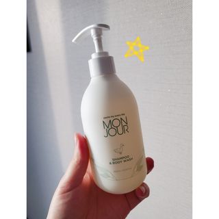 토박스코리아 몽쥬르 유아 샴푸앤워시 300ml — 5점을 준 리뷰어가 2021년 4월 올린 사용 사진