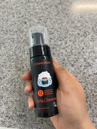 코스모먼트 부스티모 부스팅샴푸60ml + 비듬세정 진정샴푸50ml — 5점을 준 리뷰어가 2021년 11월 올린 사용 사진