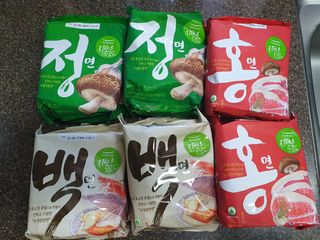 [풀무원] 자연은맛있다 정면, 백면, 홍면  세트 — 5점을 준 리뷰어가 2021년 4월 올린 사용 사진
