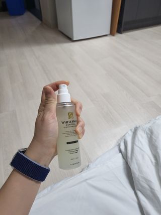 오투에니원 화이트스완 센텔라 루미너스 미스트 세럼 100ml — 5점을 준 리뷰어가 2023년 1월 올린 사용 사진
