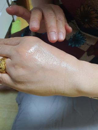 Dr.느루벗 느루벗 모이스쳐 24 크림 — 5점을 준 리뷰어가 2021년 3월 올린 사용 사진