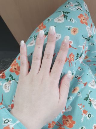 올리브 오일 스킨케어 컴퍼니 [OOSC] 보송보송한 내추럴리 너리시드 핸드크림 125ml — 5점을 준 리뷰어가 2021년 4월 올린 사용 사진