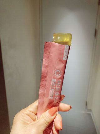 주식회사 얼굴반쪽 [얼굴반쪽 가르시니아 2,800mg] x 14포 1주 젤리 다이어트 보조제 체지방감소 — 4점을 준 리뷰어가 2021년 11월 올린 사용 사진