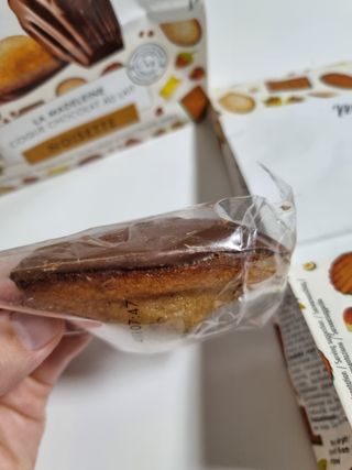 [메종콜리브리] 프랑스 마들렌 메종콜리브리 헤이즐넛 마들렌 2팩 — 5점을 준 리뷰어가 2022년 2월 올린 사용 사진