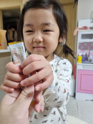 [이뮤니티플러스]우리아이 면역오키, 건강오키 _ 키즈오키 어린이홍삼 10포 1box — 4점을 준 리뷰어가 2022년 3월 올린 사용 사진