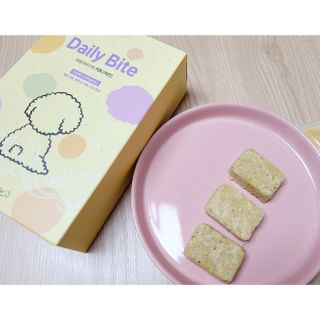 펫에이블 데일리바이트 키토 [비프], [치킨] — 3.5점을 준 리뷰어가 2021년 8월 올린 사용 사진