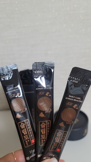 프리마인 자체 기업부설 연구소에서 찾아낸 건강한 수면의 비밀.  슬립토 플러스 30포 — 4점을 준 리뷰어가 2022년 4월 올린 사용 사진
