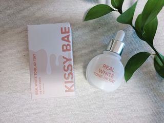 KISSY BAE 키시베이 키시베이 리얼화이트 톤업틴트 — 5점을 준 리뷰어가 2021년 7월 올린 사용 사진