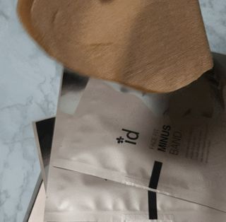 아이디플라코스메틱 아이디 페이스핏 마이너스 밴드 v2 — 5점을 준 리뷰어가 2022년 5월 올린 사용 사진