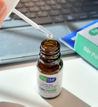 톱메드 free 더마 네일 컨디셔닝 세럼 — 5점을 준 리뷰어가 2023년 11월 올린 사용 사진