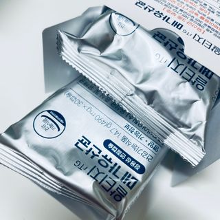 [이롬] 알티지 메가유산균 1 개월분 (490mgx30캡슐x2개입) — 5점을 준 리뷰어가 2022년 6월 올린 사용 사진