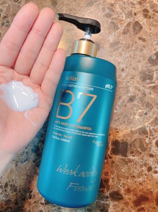 [포레스트스토리] 탈모증상완화 샴푸 1,000ml — 5점을 준 리뷰어가 2022년 4월 올린 사용 사진