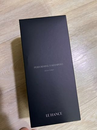 르핸스 퍼포밍 5 샴푸 비반트 포렛/베티버 포그 — 4.5점을 준 리뷰어가 2023년 1월 올린 사용 사진