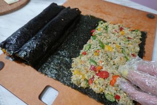 해풀잎 누구나 김밥*1ea [(혼합야채 35g *1ea,  김밥김 (5g, 5ea),  양념간장 (6g, 5ea), 참기름(5g, 2ea)] — 4점을 준 리뷰어가 2022년 5월 올린 사용 사진