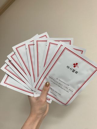 닥터마시멜로 마블러스 멀티 클리닉 마스크 — 5점을 준 리뷰어가 2021년 2월 올린 사용 사진