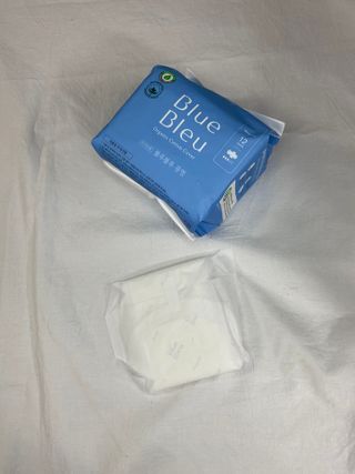 블루블루 유기농 순면 커버 생리대 — 5점을 준 리뷰어가 2021년 1월 올린 사용 사진