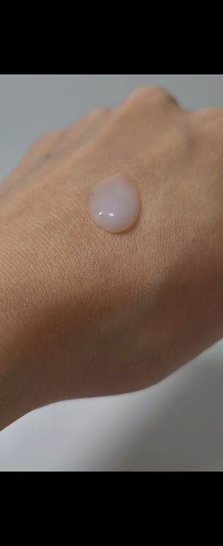 로우퀘스트 베리어 인핸싱 토너투에센스 200ml — 5점을 준 리뷰어가 2023년 11월 올린 사용 사진