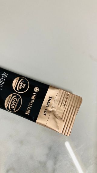 서울약사신협_투데이홍삼정플러스스틱_10g x 30포 — 5점을 준 리뷰어가 2021년 2월 올린 사용 사진