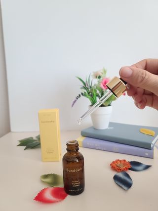 스킨큐어 산다화 비타민c 화이트닝 에센스 30ml — 5점을 준 리뷰어가 2023년 10월 올린 사용 사진