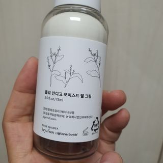 제주인디 폴리 인디고 모이스트 젤 크림 (이너보틀 에디션) — 5점을 준 리뷰어가 2023년 4월 올린 사용 사진
