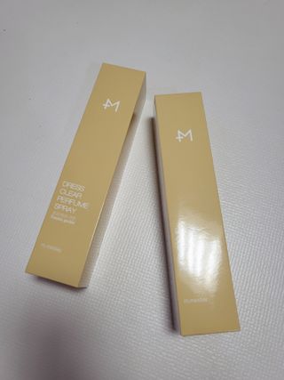 [엠메이데이] 드레스클리어 퍼퓸 스프레이 300ml 프리지아 가든향+프리지아 파출리향 — 5점을 준 리뷰어가 2022년 1월 올린 사용 사진
