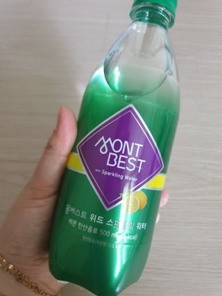 몽베스트 Montbest with Sparkling water Lemon OR Lime 20병(랜덤) — 5점을 준 리뷰어가 2022년 9월 올린 사용 사진