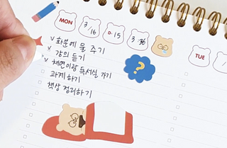 리훈 곰부 체크리스트+ 곰부 리무버블스티커 1장 — 4.5점을 준 리뷰어가 2021년 5월 올린 사용 사진