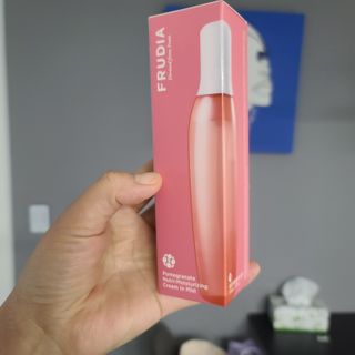 [후르디아] 주름 개선 기능성-석류 크림 미스트 — 5점을 준 리뷰어가 2021년 2월 올린 사용 사진
