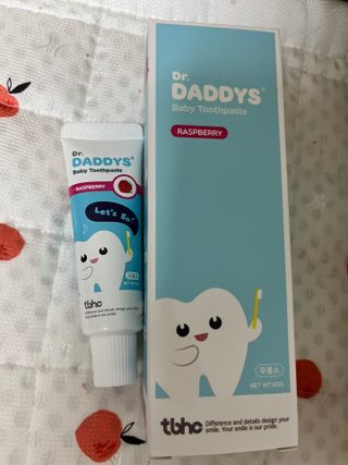 닥터데디스 안심무불소 베이비치약 60g + 여행용 미니 치약 15g — 5점을 준 리뷰어가 2022년 7월 올린 사용 사진