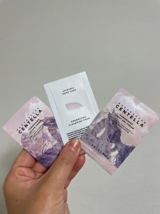 스킨1004 [SKIN1004] 마다가스카르 센텔라 라이트 클렌징 오일 200ml — 5점을 준 리뷰어가 2024년 7월 올린 사용 사진