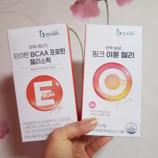 인디닥터 면역 생생 핑크 이뮨 젤리 + 타이탄 BCAA 프로틴 젤리스틱 — 4점을 준 리뷰어가 2022년 3월 올린 사용 사진
