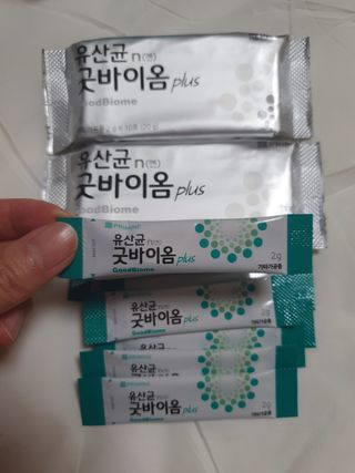 프리마인 유산균 국가지정연구소 선정, 살아있는 생유산균 200억 마리의 힘. 유산균n굿바이옴플러스 — 5점을 준 리뷰어가 2022년 11월 올린 사용 사진