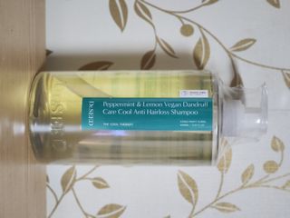 닥터시드 페퍼민트 앤 레몬 비건 비듬케어 쿨 탈모 샴푸 (1000ml) — 5점을 준 리뷰어가 2023년 7월 올린 사용 사진