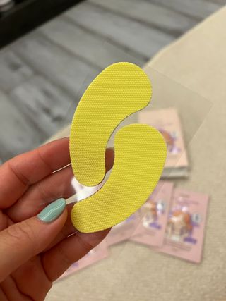 세뚜아(Cettua) 나우[세뚜아] 비타풀 아이 패치 Cettua Vita-Full Eye Patch — 5점을 준 리뷰어가 2024년 4월 올린 사용 사진
