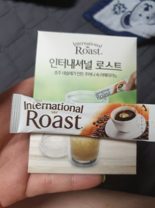 인터내셔널로스트 [호주네슬레] 인터내셔널 로스트 65개입 호주마약커피 50T+15T — 5점을 준 리뷰어가 2021년 8월 올린 사용 사진