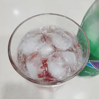 몽베스트 Montbest with Sparkling water Plain 20병 — 5점을 준 리뷰어가 2022년 5월 올린 사용 사진