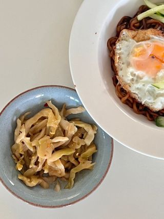 루시델리 야미하우스 홍콩 스파이시 프리미엄 짜사이 무침 500g — 3.5점을 준 리뷰어가 2024년 6월 올린 사용 사진
